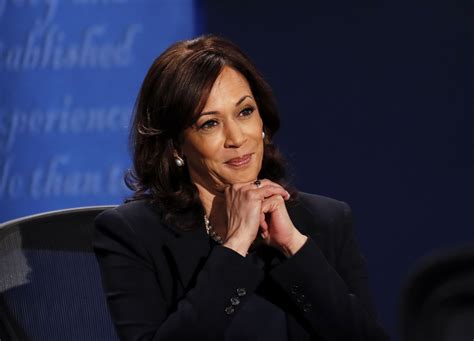 The Racial Politics of Kamala Harris’s Performance Style | The New Yorker