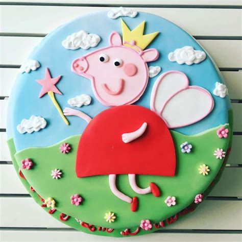 Peppa Pig Cake | Celebrations