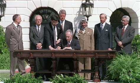 Israel-Palestine peace accord signed | September 13, 1993 | HISTORY