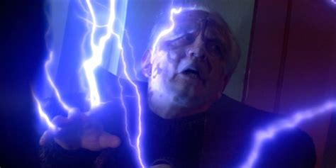 Star Wars Reveals the Moment Palpatine Truly Mastered Force Lightning