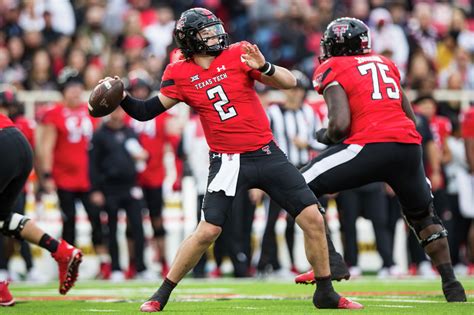 Texas, Texas Tech to play final rivalry game on Black Friday