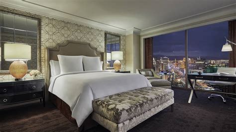 Las Vegas Luxury Hotel Suites | Non-Gaming Hotel | Four Seasons