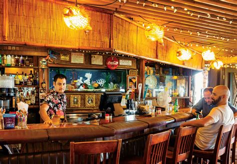 Hawaii's under-the-radar tiki bars, speakeasies and block parties ...