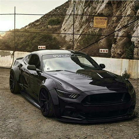 Ford Mustang Black SuperSnake | Ford mustang black, Mustang black ...