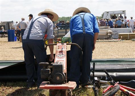 2012-07-21_Potential Buyers | Two Swartzentruber Amish men f… | Flickr