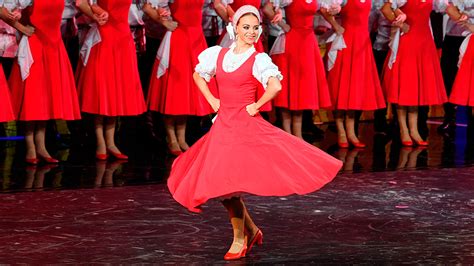 Everything you need to know about Russian folk dances - Russia Beyond