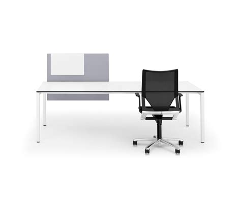 LO Motion Functional Table | Architonic