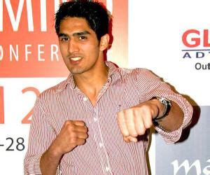 Vijender Singh Biography - Facts, Childhood, Family Life & Achievements