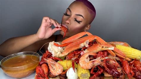 JUICY SEAFOOD BOIL MUKBANG!!! - YouTube