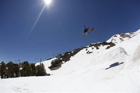 Snowboarding Mammoth Mountain Yosemite National Park California USA