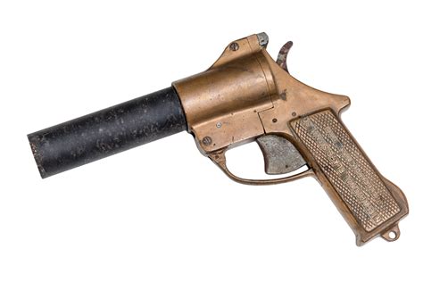 Flare Gun | Museum of the Highlands