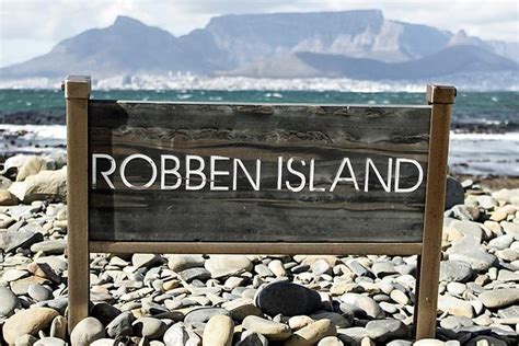 Robben Island and Table Mountain Guided Tour 2024 - Cape Town