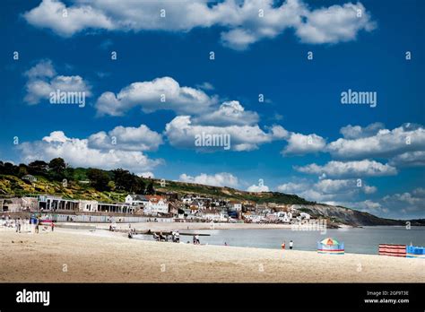 Lyme Regis Beach Stock Photo - Alamy