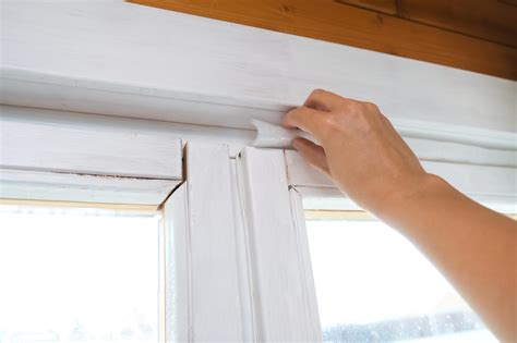 Types of Weatherstripping for Window: Choosing the Right Weather Strip ...