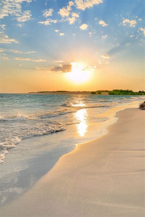 Playa Blanca | Beach sunset wallpaper, Beach pictures, Beautiful beaches