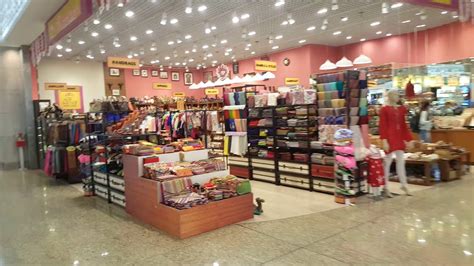 MUMBAI AIRPORT DUTY FREE SHOPPING - YouTube