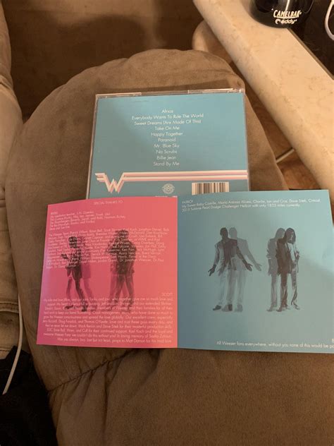 Back cover and insert of Teal Album : r/weezer