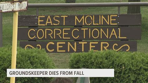 Staff member at East Moline Correctional Center dies while working ...