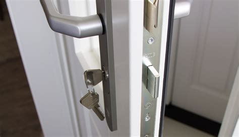 Secure Multi-Point Locks for Residential & Commercial Doors