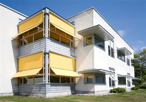 Factors To Consider Before Choosing Custom Awnings for Your Home ...