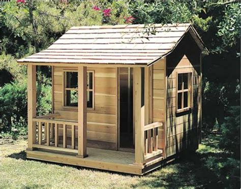 16 Free Backyard Playhouse Plans for Kids