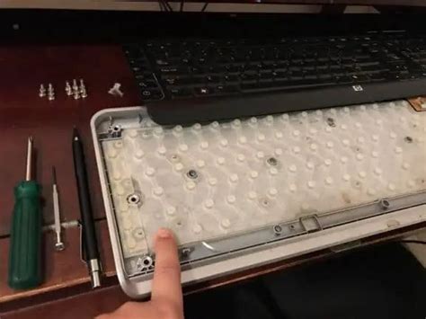 How to Fix the Membrane on a Keyboard - Keyboard Kings