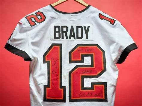 Tom Brady's final NFL uniform becomes most expensive of all time as ...