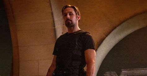 The Gray Man: New Image Arrives as Ryan Gosling Teases His Relatable ...