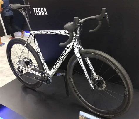 2016 Interbike: Orbea Terra Carbon Gravel Bike - Gravel Cyclist: The ...