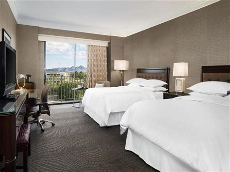 Sheraton Crescent Hotel in Phoenix (AZ) - Room Deals, Photos & Reviews