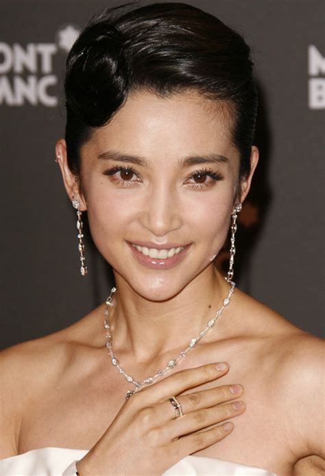 Ten Most Beautiful Chinese Actresses - ReelRundown