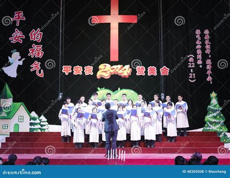 The choir singing hymns editorial stock photo. Image of cross - 48305008