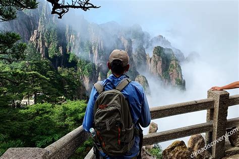 Yellow Mountain (Mt. Huangshan): Tour, Map, Travel Tips