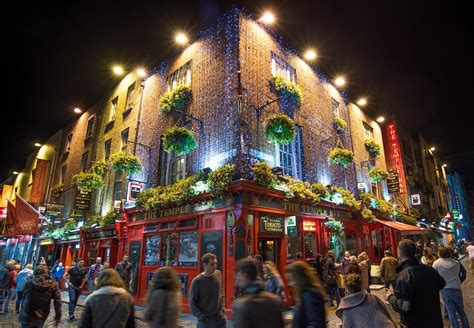 Why Dublin's Temple Bar Is So Famous? | The Green Hotel Dublin