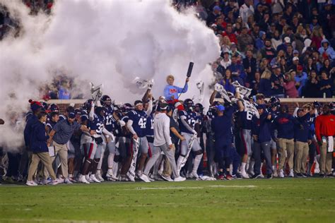 Lane Kiffin's Son, A 2028 Recruit, Took A Big Visit This Weekend - The Spun