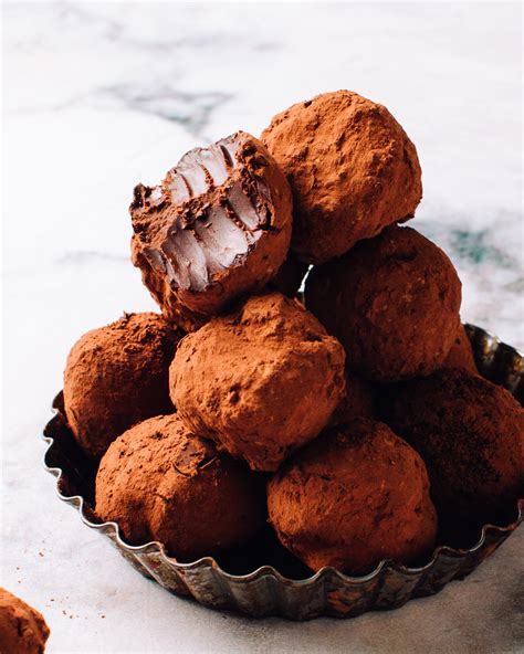 3-Ingredient Chocolate Truffles Recipe | Foodess.com