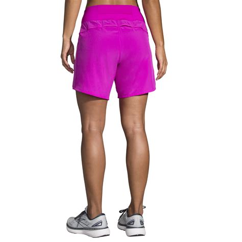 Chaser Women's 7 inch Running Shorts with Liner | Brooks Running