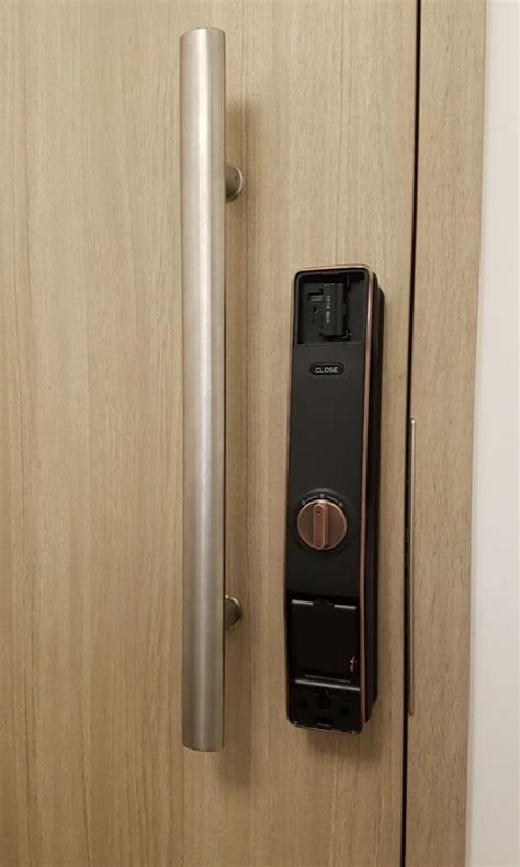 Installation all brand of digital lock, Furniture & Home Living ...