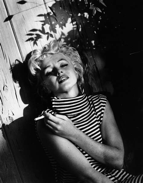 Marilyn In The Garden | Getty Images Gallery