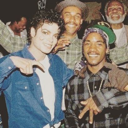 Michael Jackson & LA Crips | Michael jackson, Michael jackson pics ...