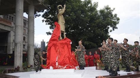 COAS General Chhetri Unveils King Prithvi Narayan Shah’s Statue | New ...