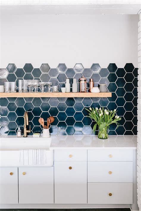 Hexagon Tile Kitchen Backsplash – Things In The Kitchen