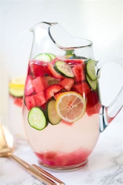 15 IMPRESSIVE INFUSED WATER BENEFITS AND RECIPES IN 2020