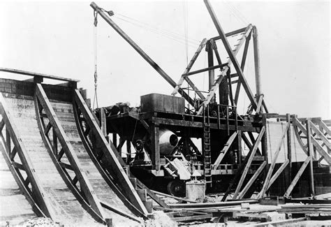 A “Bulwark Against the Sea” — the Galveston Seawall | by Texas General ...