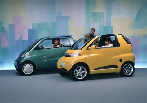 Around town in an electric car - Driving the Smart Electric Drive (EQ ...