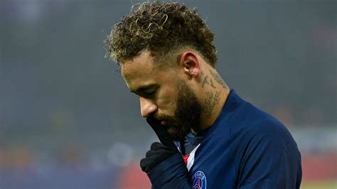 'Neymar is always crying' - PSG superstar slammed by Montpellier boss ...