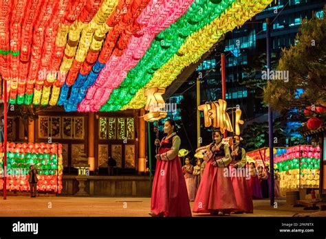 2021 South Korean Lantern Festival, Jogyesa Buddhist Temple, Seoul ...