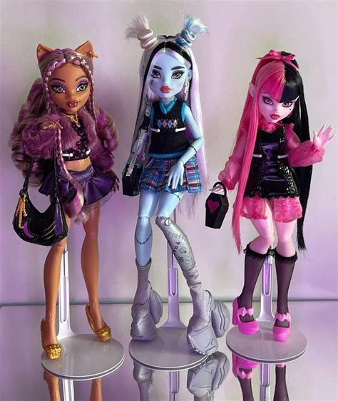 Reworked G3 dolls by @dolliciousleftoverz on Instagram! : MonsterHigh ...