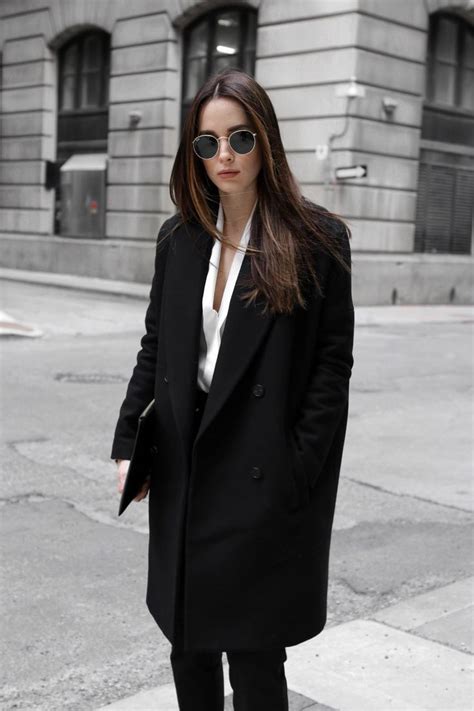 Popular Black wool coat outfit black coat | Fall fashion coats, Black ...