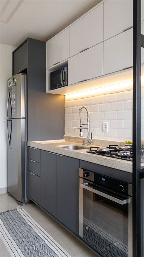 Pin de Amanda em Apartamento 302 - @apto302residencial | Cozinhas ...